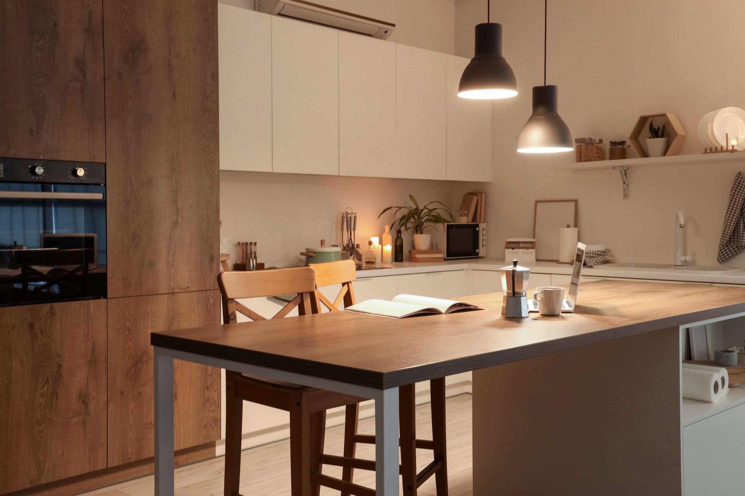 shutterstock_2585055433